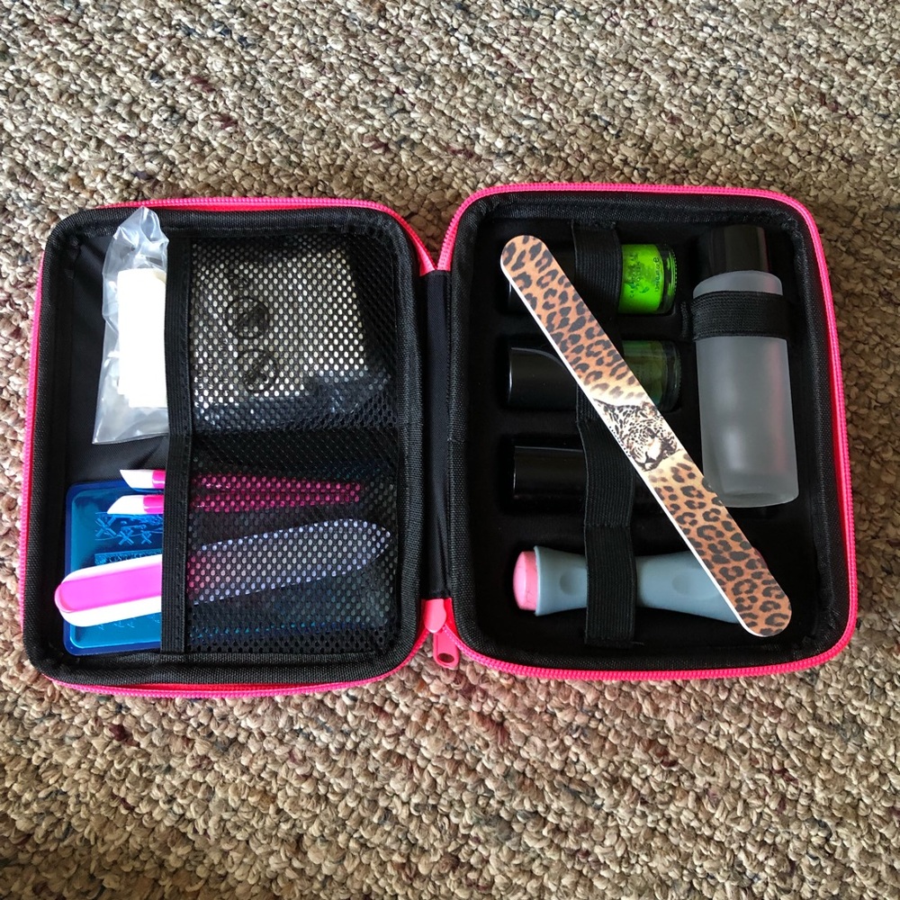 SOLD: Nail stamper kit